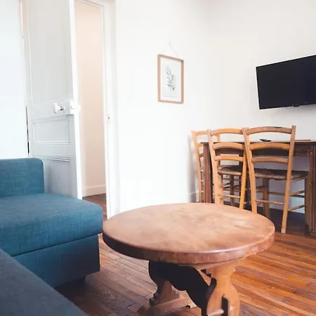 Le Sauvignon, T2 De Caractere Avec Jardin Tours