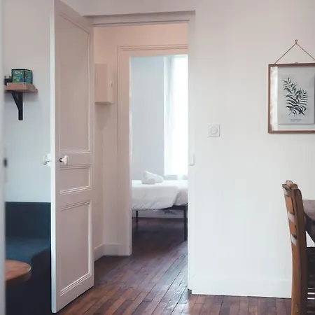 Le Sauvignon, T2 De Caractere Avec Jardin