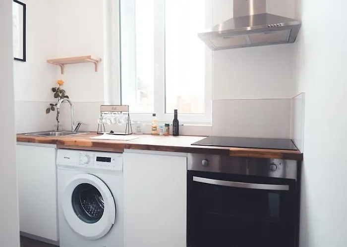 Le Sauvignon, T2 De Caractere Avec Jardin